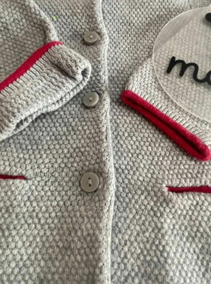 Gilet obaibi 12 mois - photo numéro 2