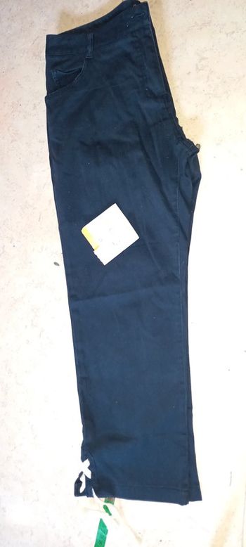 Pantacourt gemo t.42 manque le bouton