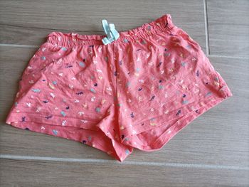 Short orange fille 8 ans Kiabi léger très bon état
