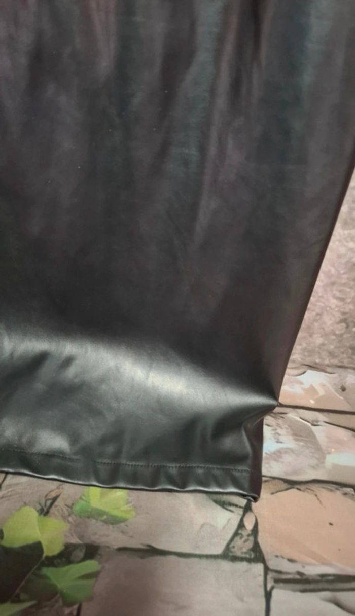 Robe noire séduisante - photo numéro 7