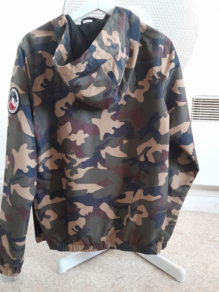 Coupe Vent treillis ELLESSE .Taille S - photo numéro 3