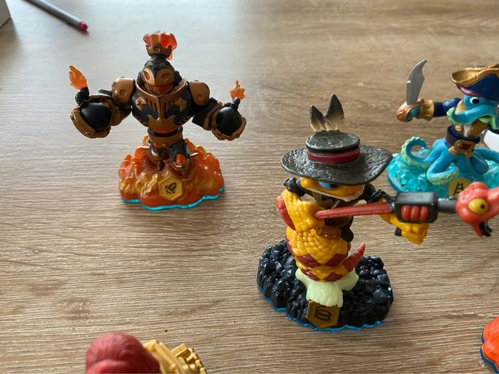 Lot de 6 figurines skylanders swap force + jeu ps3 - photo numéro 3