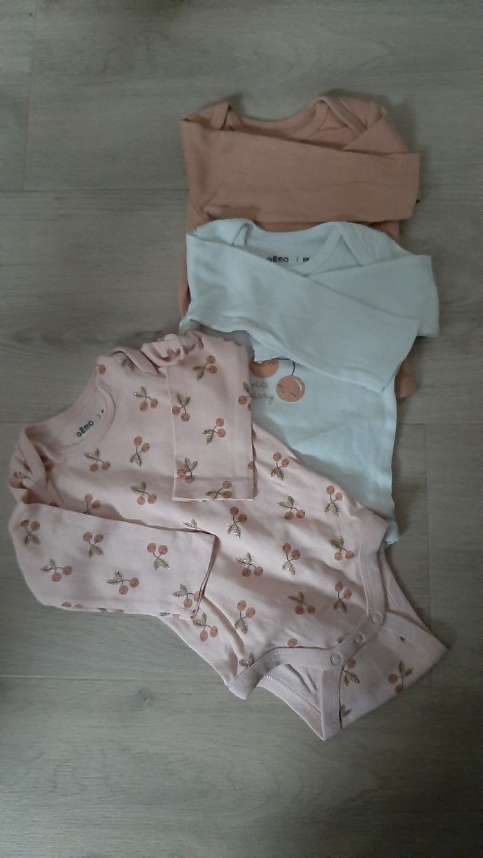 Lot de 3 bodies - photo numéro 5