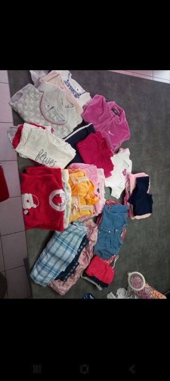 Lot 6 mois fille
