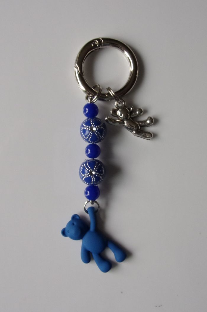 Déco de sac à main argenté ourson métal bleu marine
