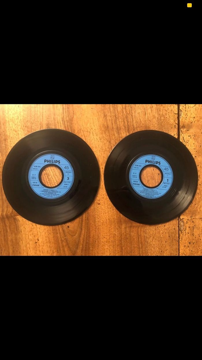 Livre et vinyles 45 tours « chansons et rondes » - photo numéro 5