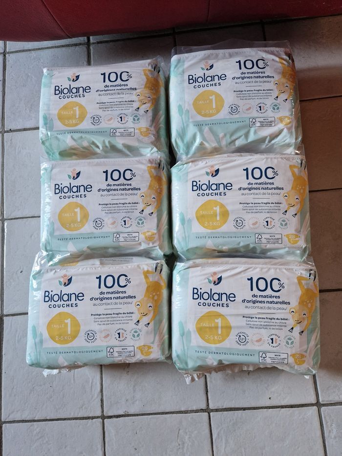 168 couches Biolane taille 1