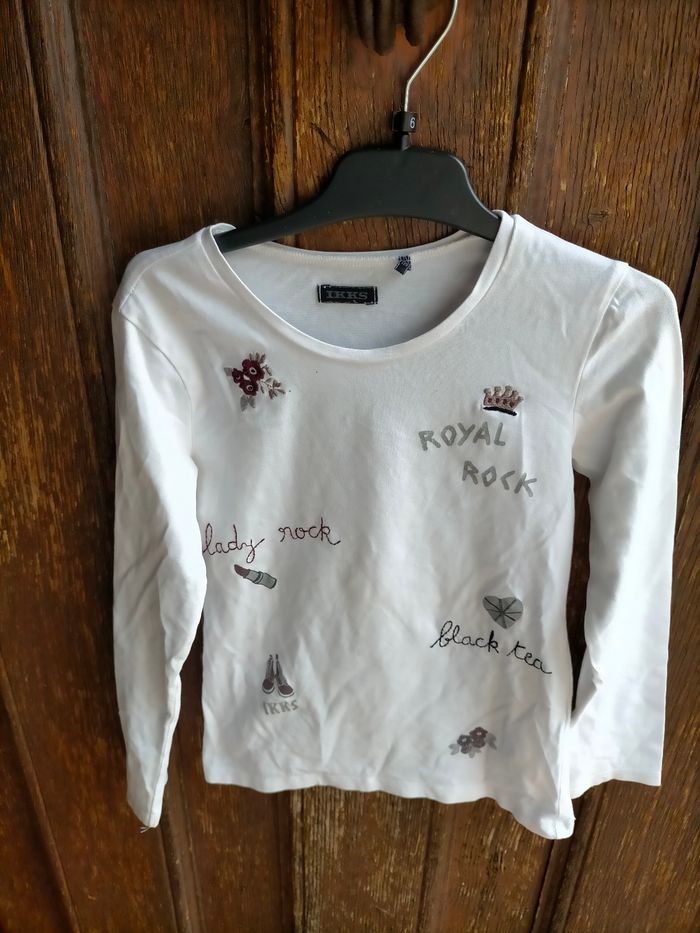 Ravissant tee shirt IKKs 6 ans - photo numéro 1