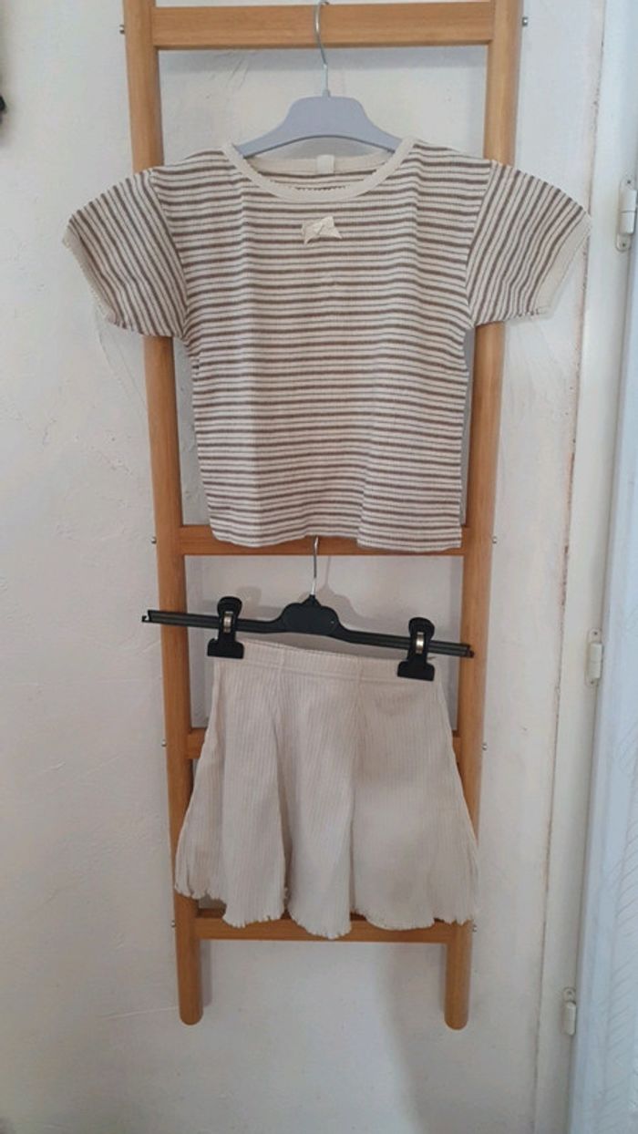 Ensemble Tee-shirt et jupe
