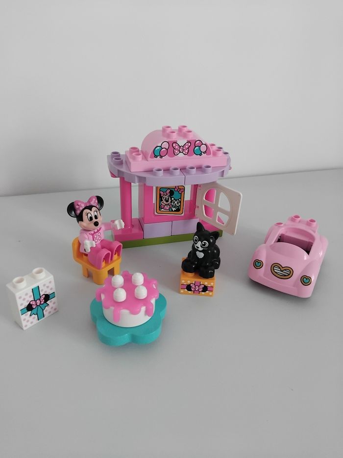 DUPLO Minnie Voiture Briques  Anniversaire 😍 - photo numéro 2
