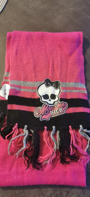 Écharpe monster high