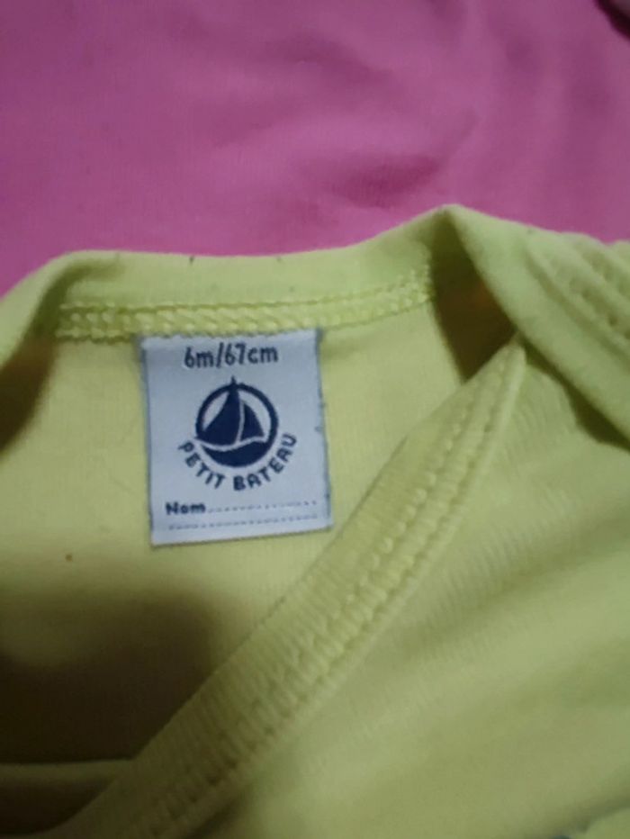 lot bodys MC 6 mois - photo numéro 3