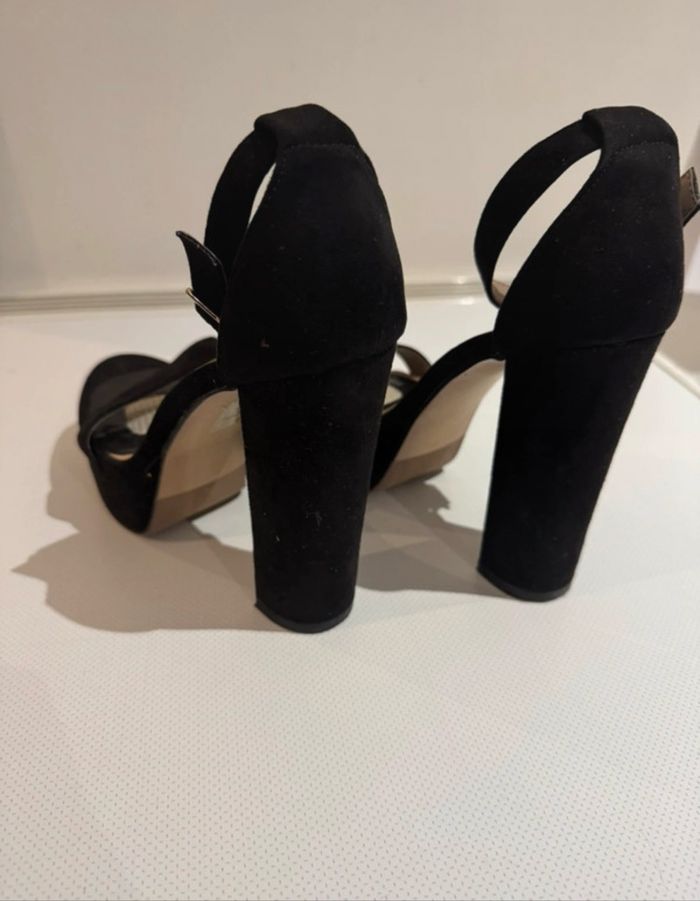 Talon noir - photo numéro 2
