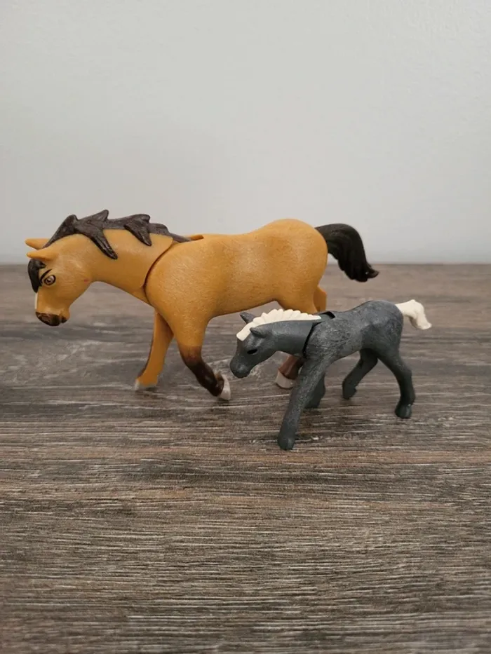 Playmobil- cheval +poulain - photo numéro 3