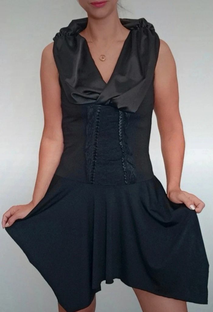 Robe de soirée noire asymétrique taille unique - photo numéro 7