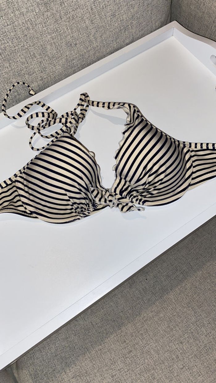 Haut de maillot de bain - photo numéro 3