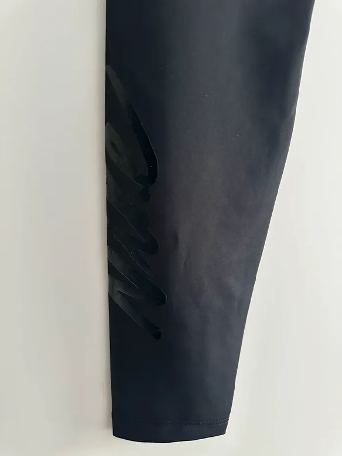 Nike leggings noir taille M dri fit, très bon état - photo numéro 8