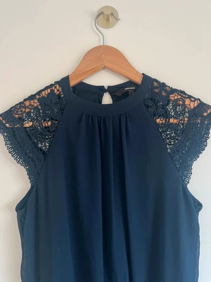 Robe bleu marine dentelle - photo numéro 3