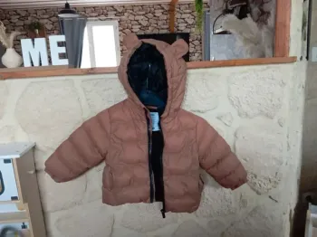 Doudoune chaude taille 12 mois