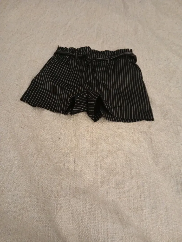 Short jbc 3 ans
