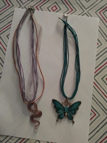 Lot de 2 colliers fantaisies