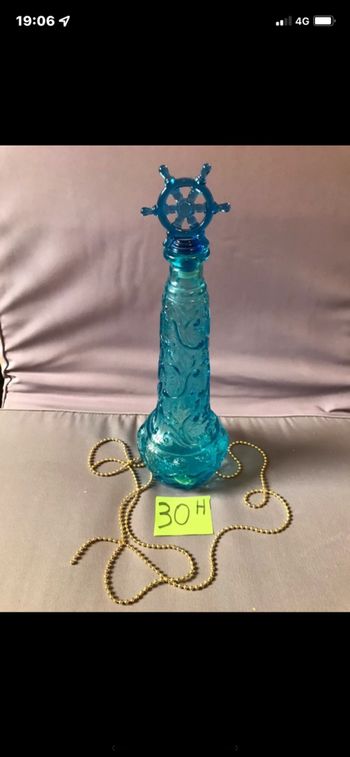 Bouteille bleue vintage