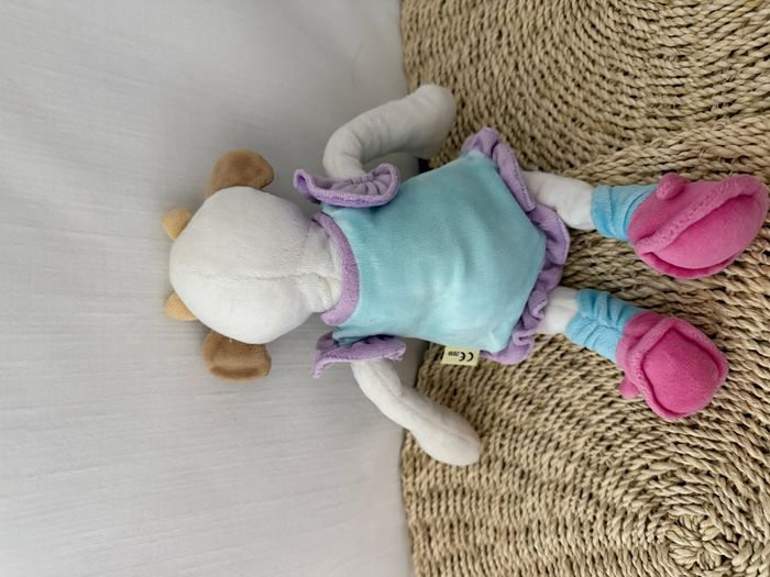 Doudou Peluche Vache Blanc Violet Bleu Rose Robe Fleur Bestever - photo numéro 2