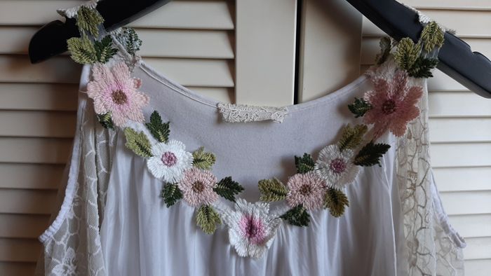 Chemisier viscose et dentelle avec fleurs - photo numéro 2