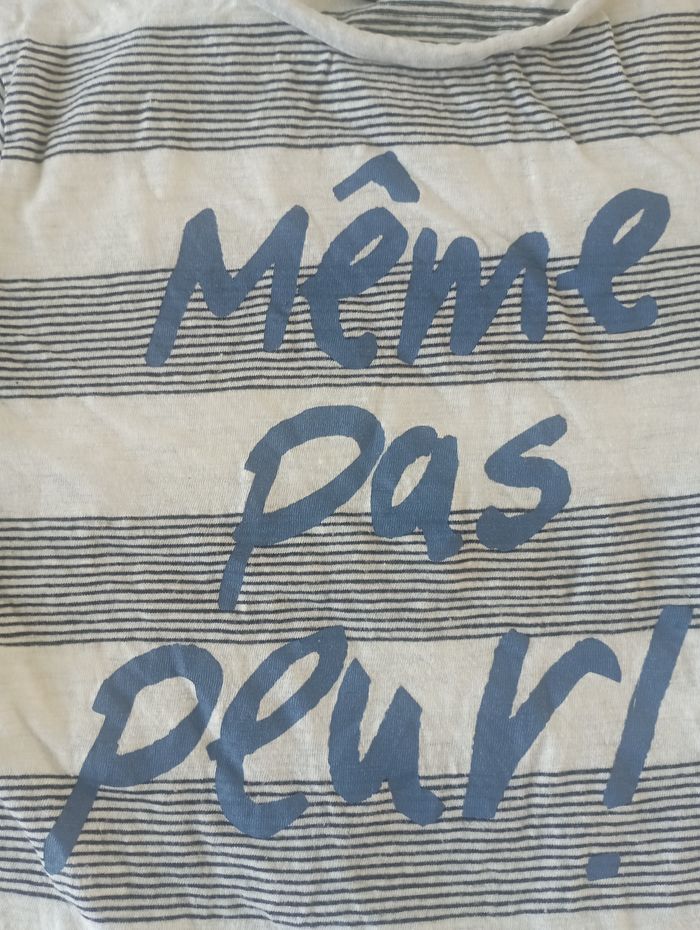 Tee shirt manches courtes blanc/bleu 8 ans Kiabi neuf 3€ - photo numéro 1
