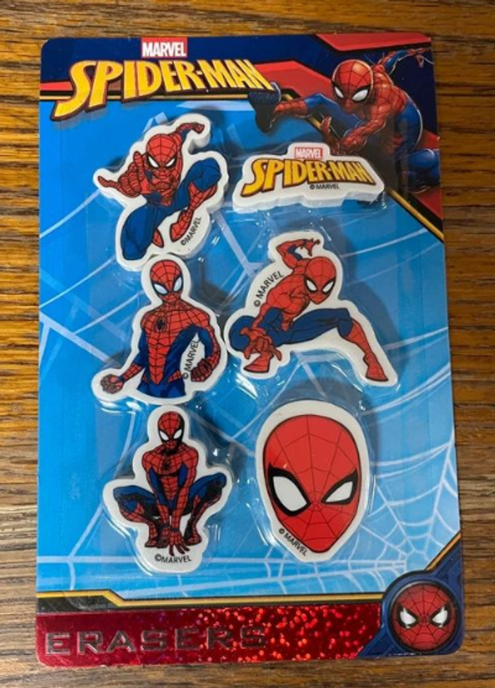 Lot de 6 gommes Spiderman neuves