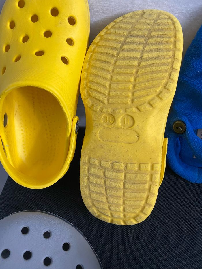 Lot CROCS taille 30/32 - photo numéro 8