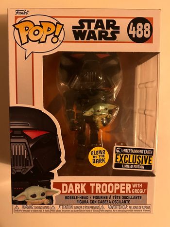 Funko Pop Dark Trooper 488 Limited Edition glows in the dark