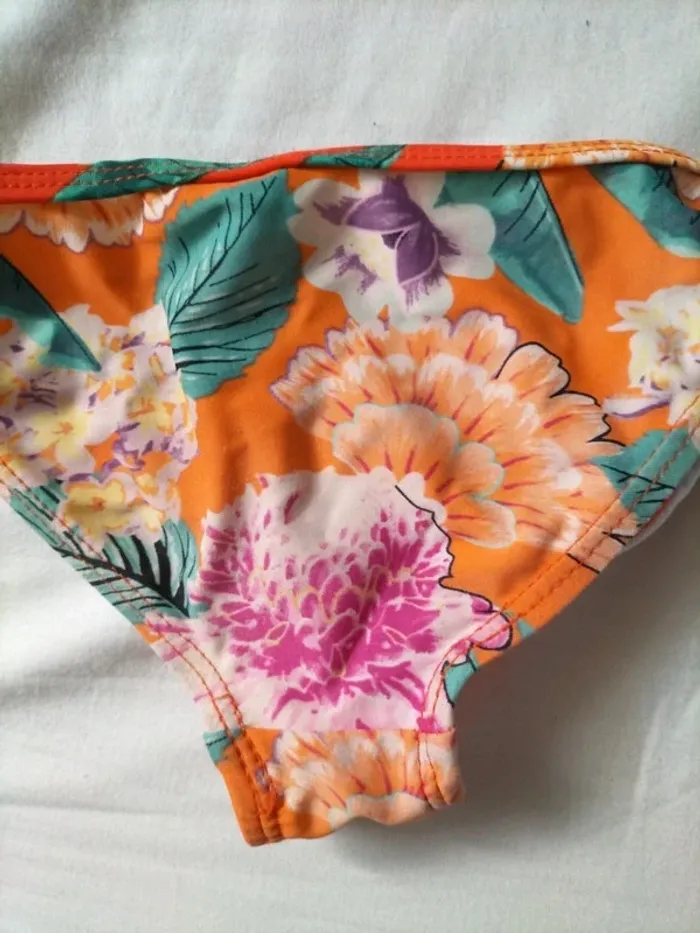 Maillot de bain 2 pièces tailles 3 ans 36 mois - photo numéro 5