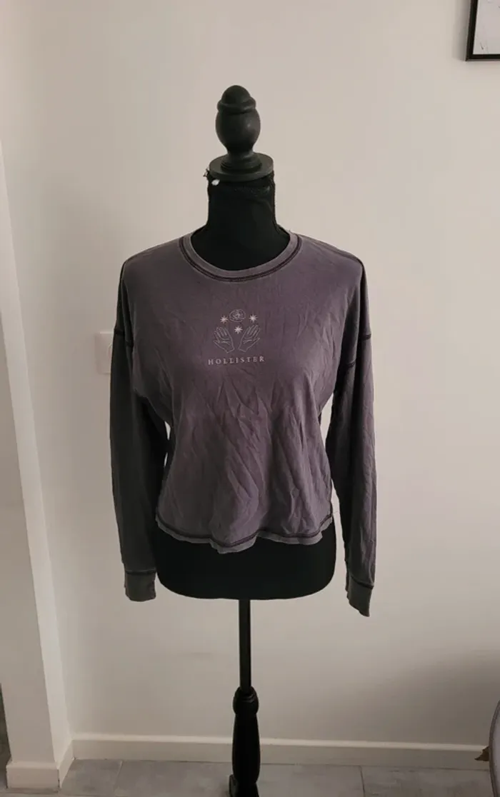 T-shirt Hollister, taille XS.