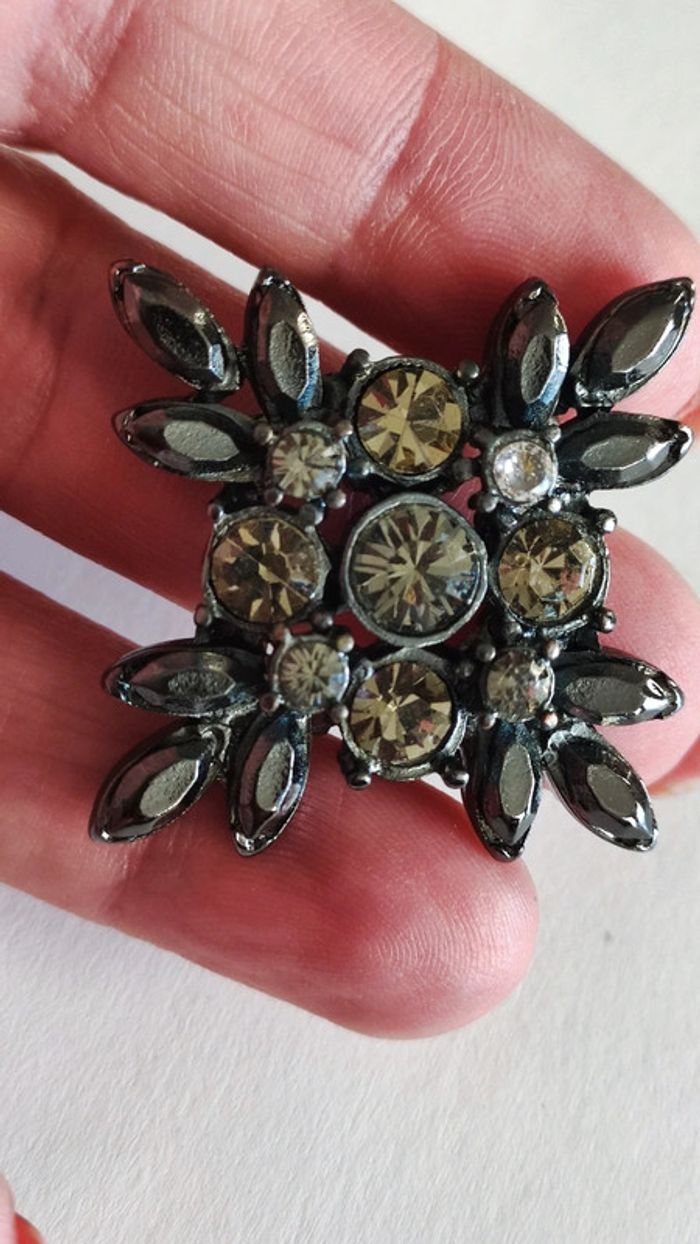 Broche strass - photo numéro 2