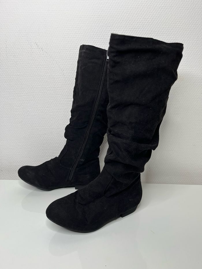 Bottes noires pointure 35