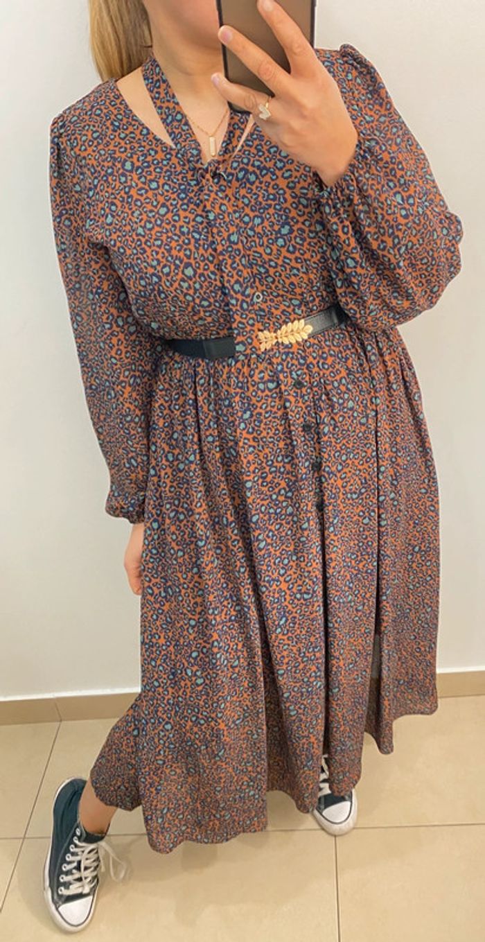 Superbe Robe Longue Imprimée Léopard Taille M - photo numéro 3