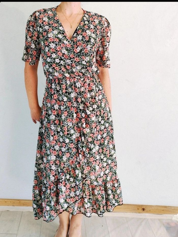 Robe longue fleurie - Flamant Rose - S - Parfait État - photo numéro 2