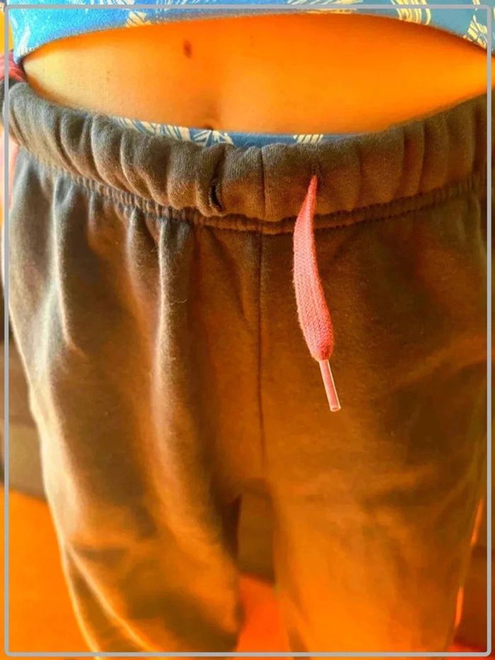 Jogging taille 12-13ans marque H&M - photo numéro 2