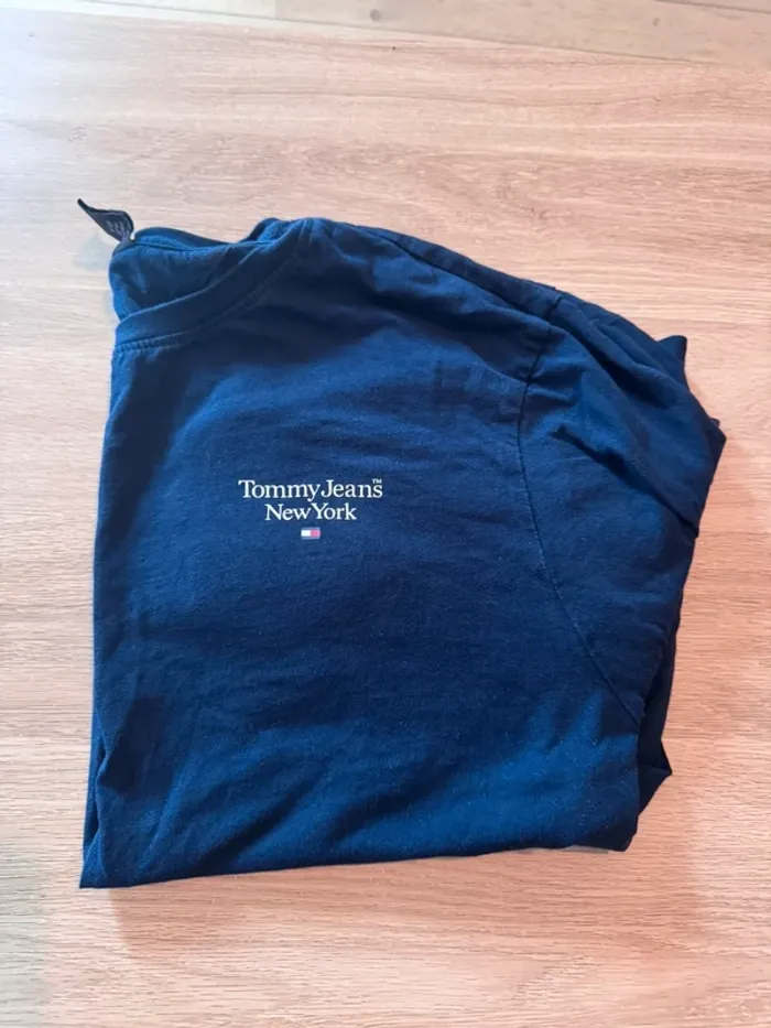 Lot de 2 T-shirt manches longues Tommy Jeans blanc et bleu - photo numéro 3
