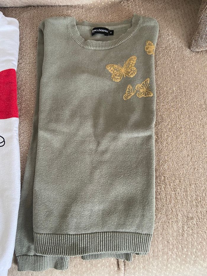 Lot pull 8 ans - photo numéro 3