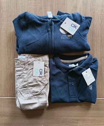 Ensemble obaïbï 6 mois neuf 