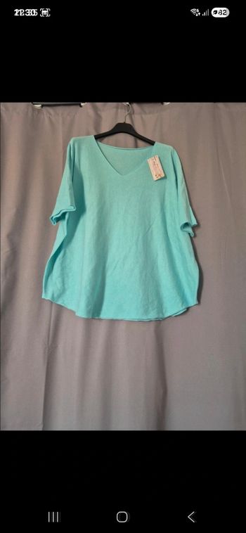 T-shirt léger vert pastel