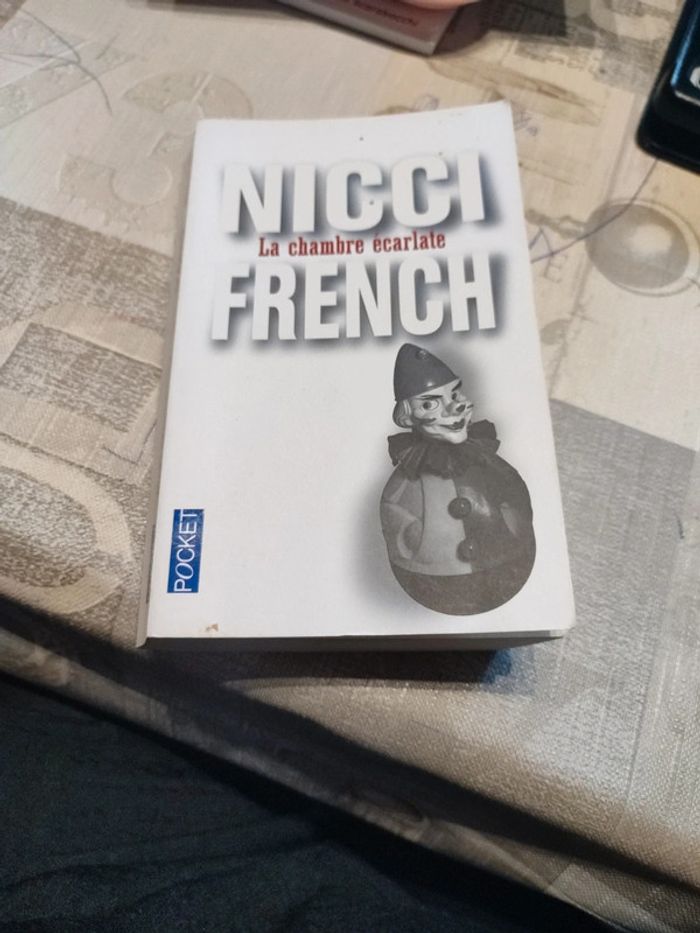 La chambre écarlate, de nicci french