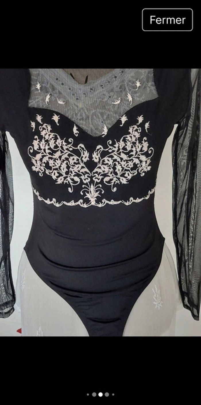 Superbe body vintage
Libertine Paris taille 1 (36-38) - photo numéro 9