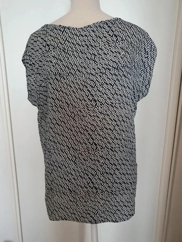 Tee shirt noir blanc motifs mango basics taille XL 42 - photo numéro 2