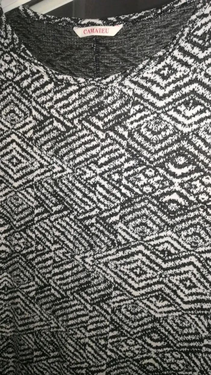 Robe Camaïeu noire blanche t36 - photo numéro 2