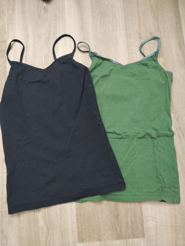 Lot de deux débardeurs