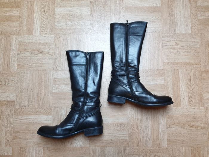 Bottes en cuir noires André pointure 38 - photo numéro 2