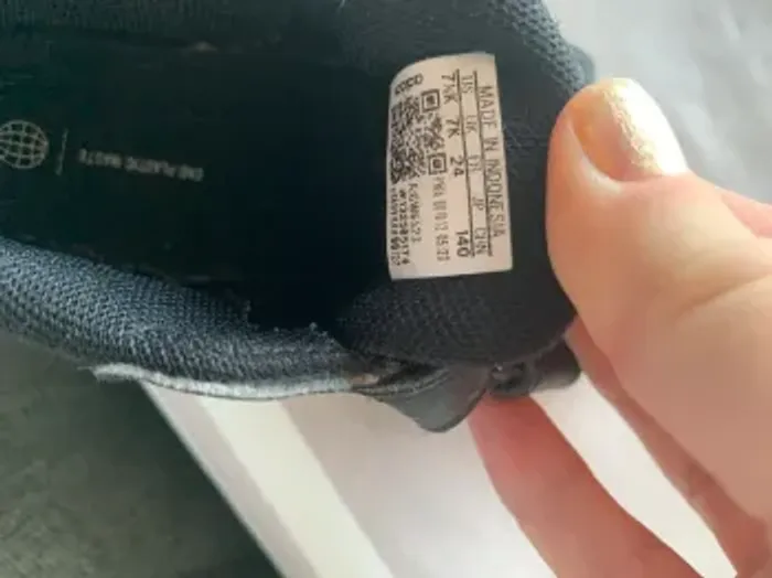 Lot de 3 paires de chaussures taille 24 - photo numéro 8